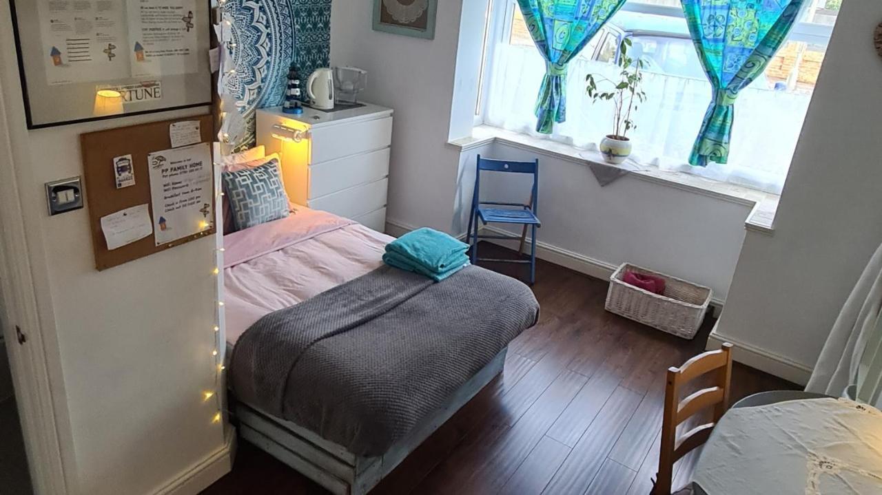 Seaside Double Room Poole Buitenkant foto